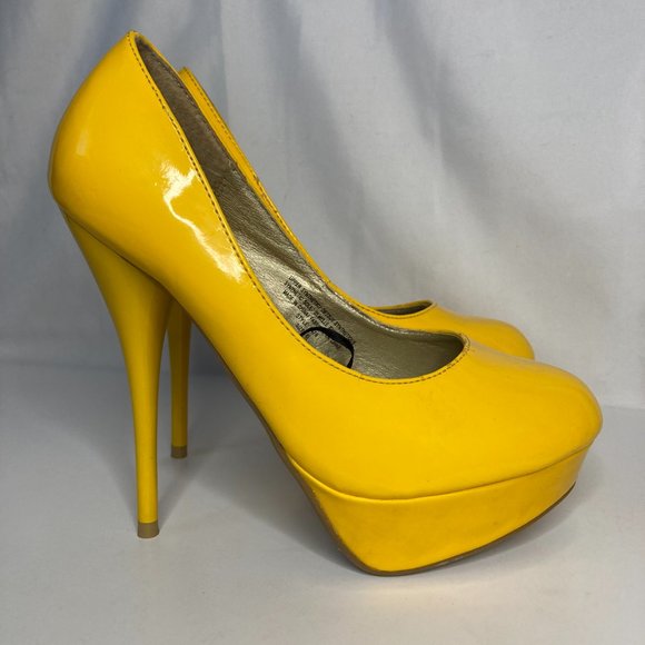 NEW Club Couture Platform High Heel Shoes Size 6 Bright Yellow - Picture 1 of 8